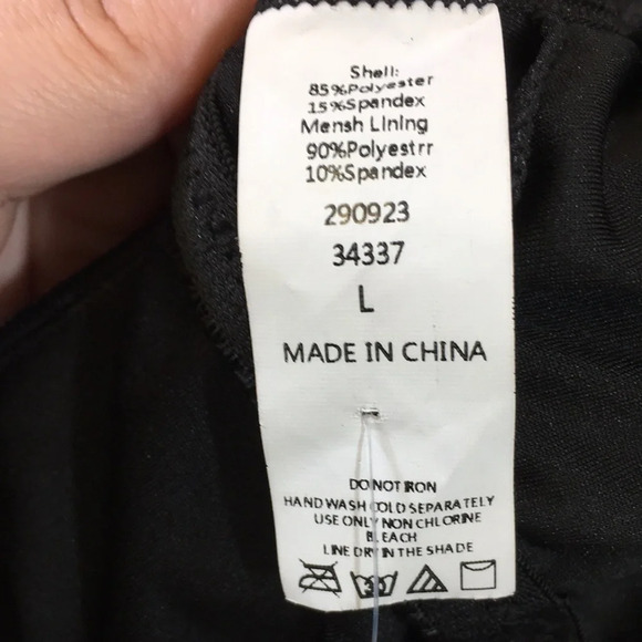 Walk On Beach Swimwear Womens Large Black Blue Floral Keyhole Back One Piece - Picture 13 of 13